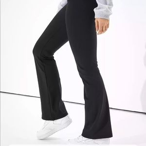 Aerie The Everything Flare Legging